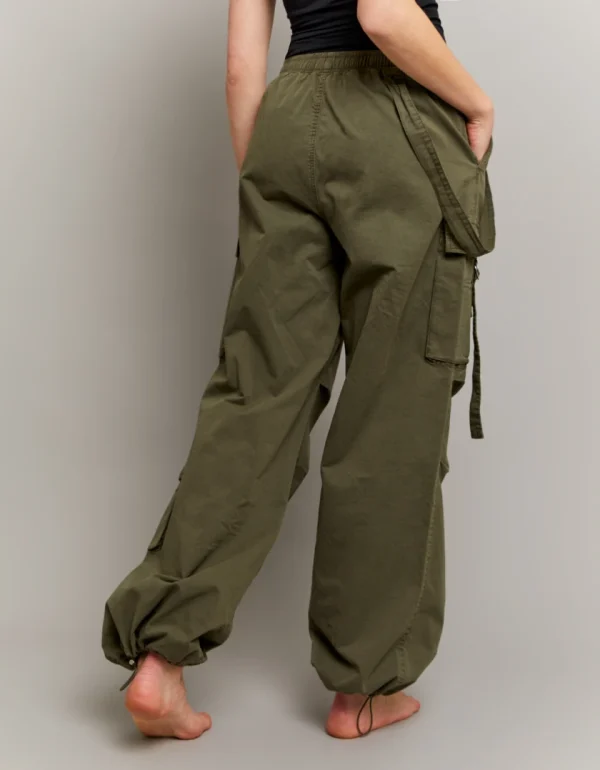 TALLY-WEIJL - מכנסי Cargo Wide Leg בגזרה גבוהה – SPACOLOREMT – grn022 – 3