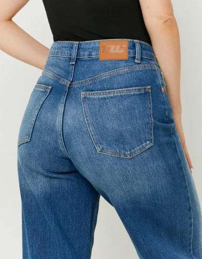 ג’ינס WIDE LEG בגזרה גבוהה